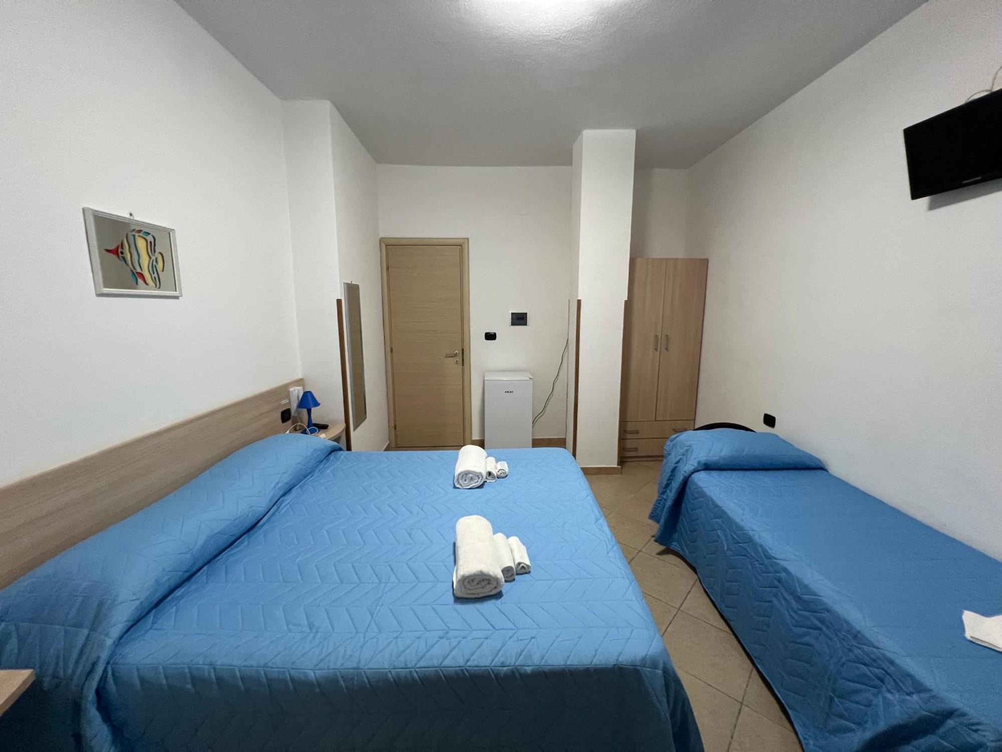 Albergo Florida Capo Rizzuto Exterior photo